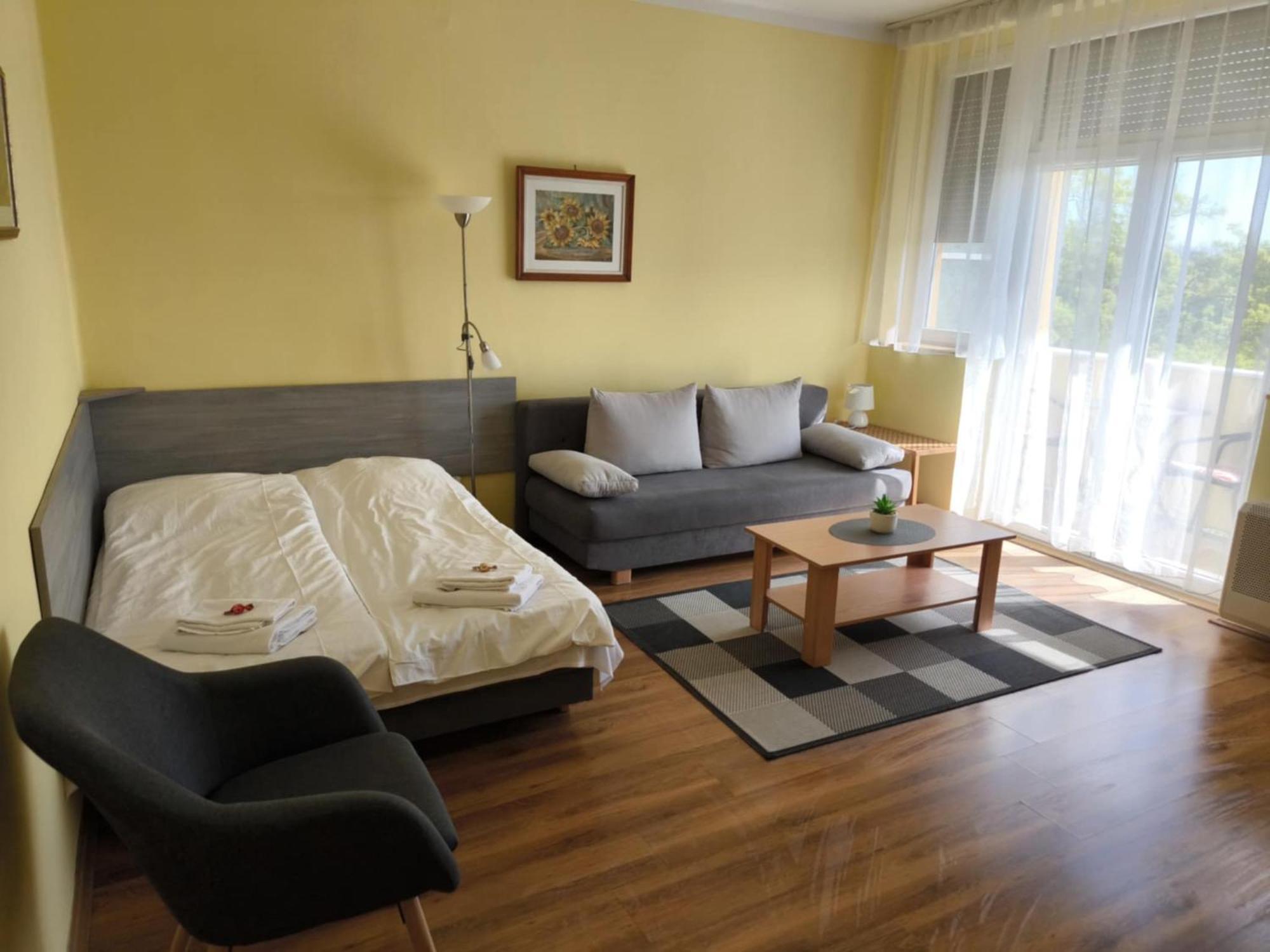 Szeki Apartman Балатонфюред Экстерьер фото